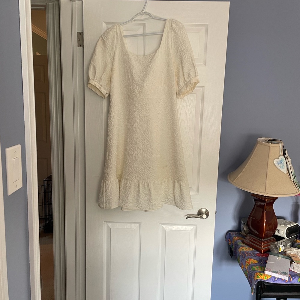 RW&CO. White Textured Dress